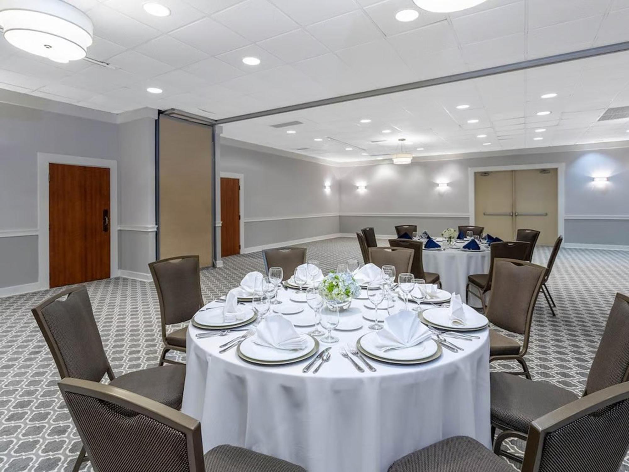88 Palms Hotel & Event Center West Palm Beach Exterior photo