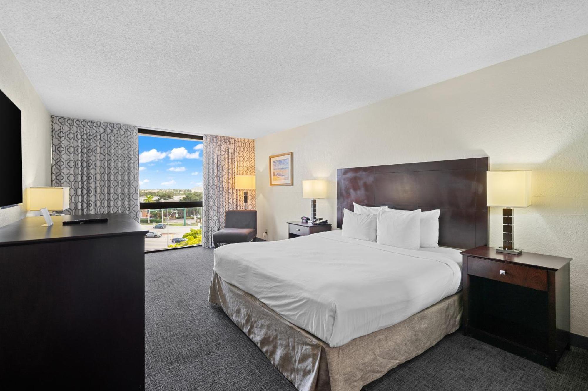 88 Palms Hotel & Event Center West Palm Beach Exterior photo
